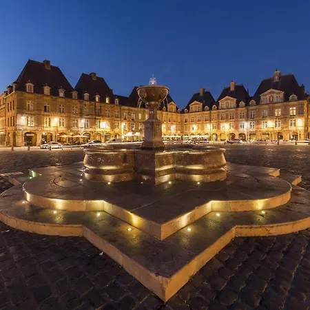 아파트 Budget Avec Parking Au Centre-ville Charleville-Mézières
